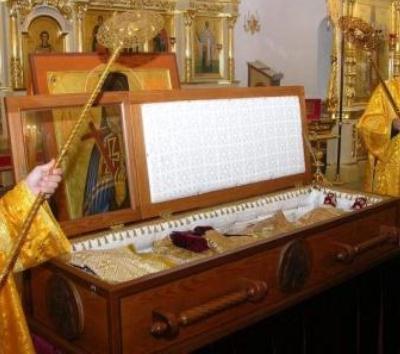innokentiy-moskovskiy-raka